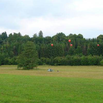 Die Brücke im Kasselbachtal - die Simulation der Brücke mit den Luftballons